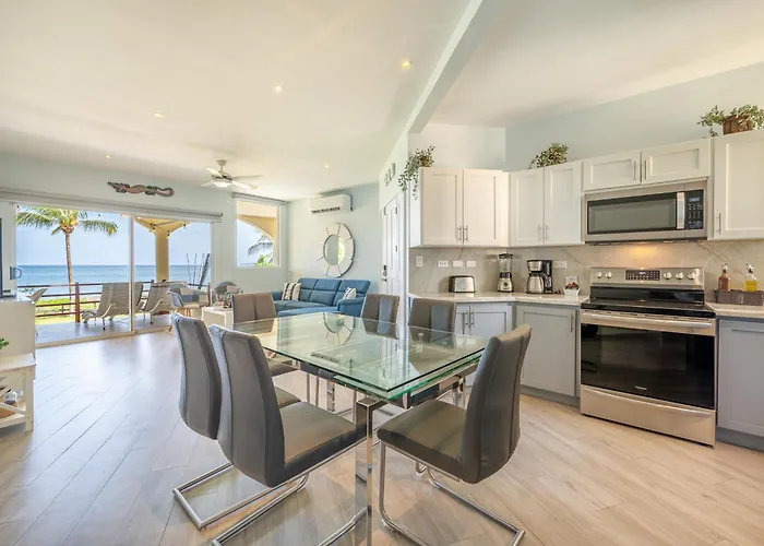 Oceanfront 3br In Playa Potrero *